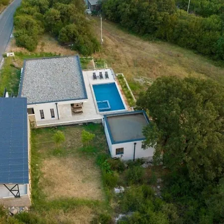 Wakero With Heated Private Pool *